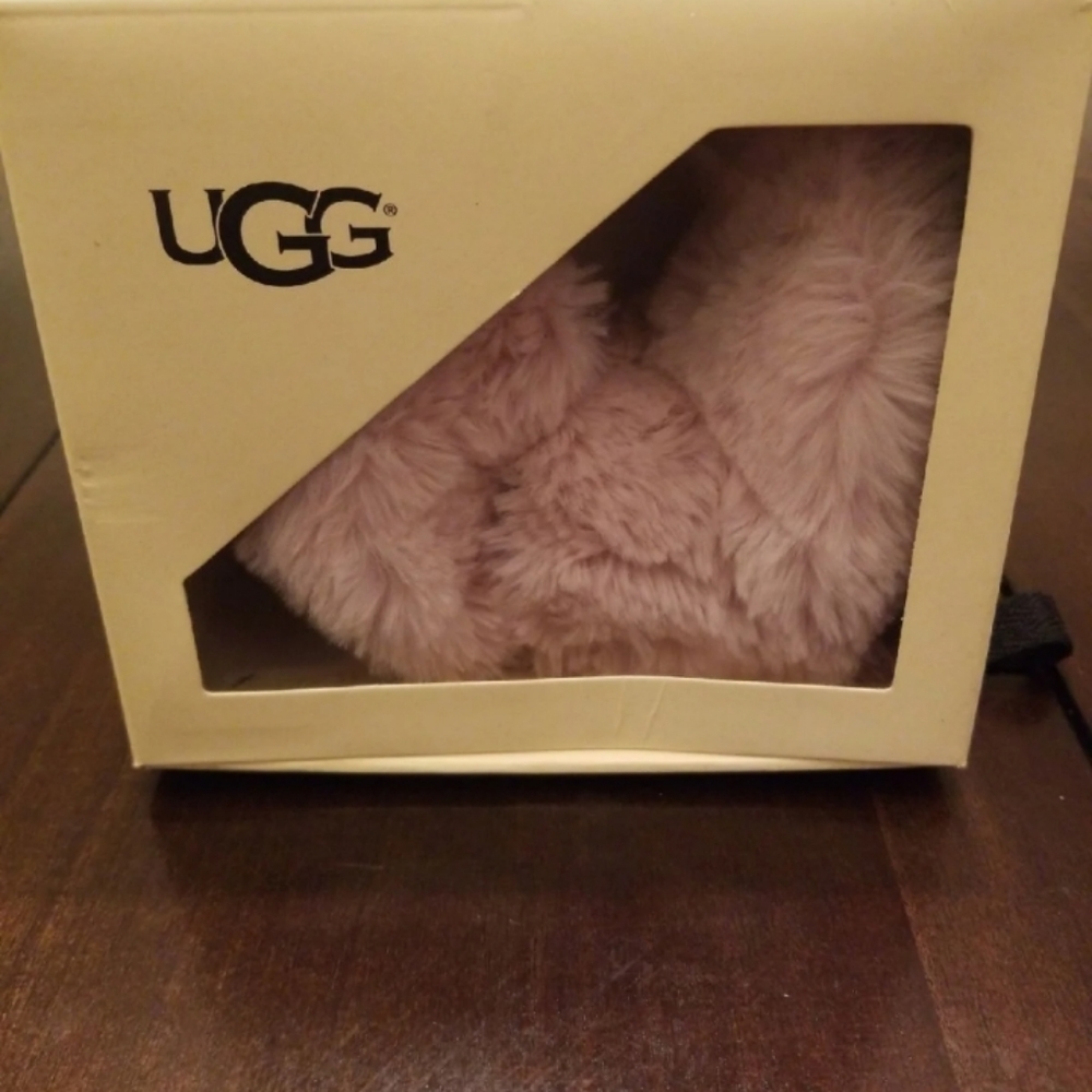 Babygirl uggs